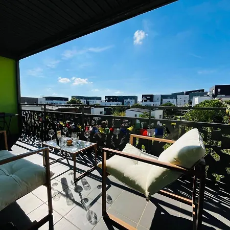 Casa - 3 - Parking - Balcon Apartament *